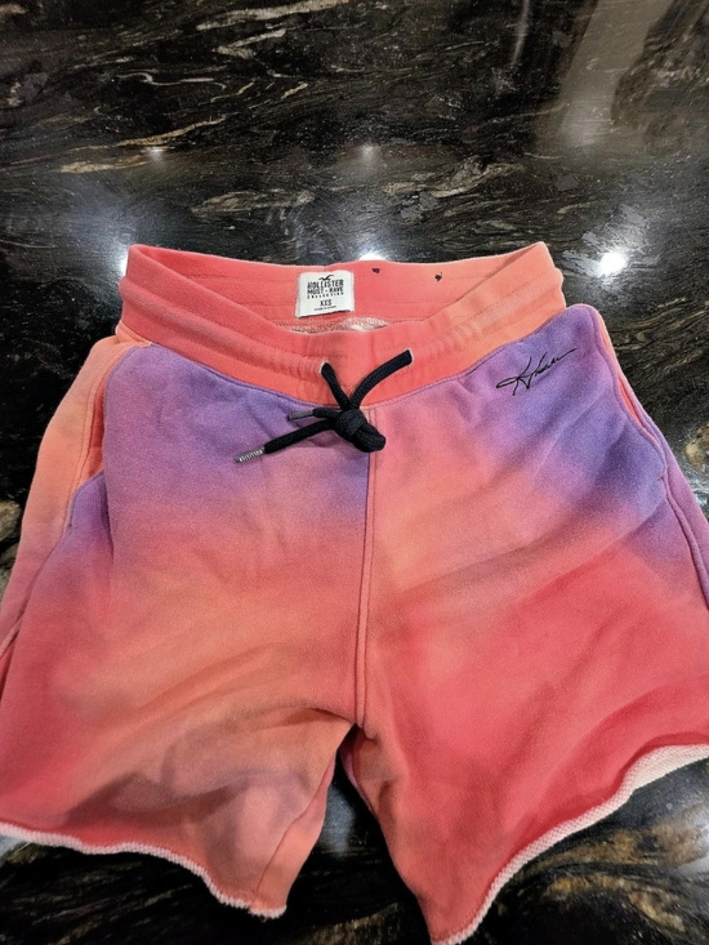 Hollister Must-Have Collection Tie Dye Sweat Shorts Tie-Dye Sweat Shorts Pink &